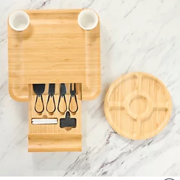 Sergio's 6pc Charcuterie Boards & and Knife Set NWT!!